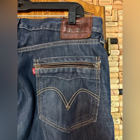 LEVI SELVEDGE 514 Slim Straight fit denim w leather pocket and patch size 36x30 - Picture 7 of 9